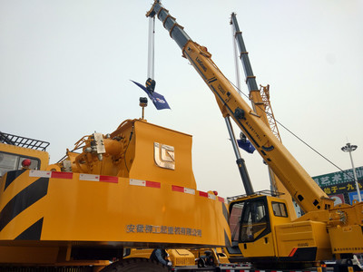 助力建設(shè) 滿(mǎn)載期望 北京柳重設(shè)備機(jī)械在京隆重開(kāi)業(yè)